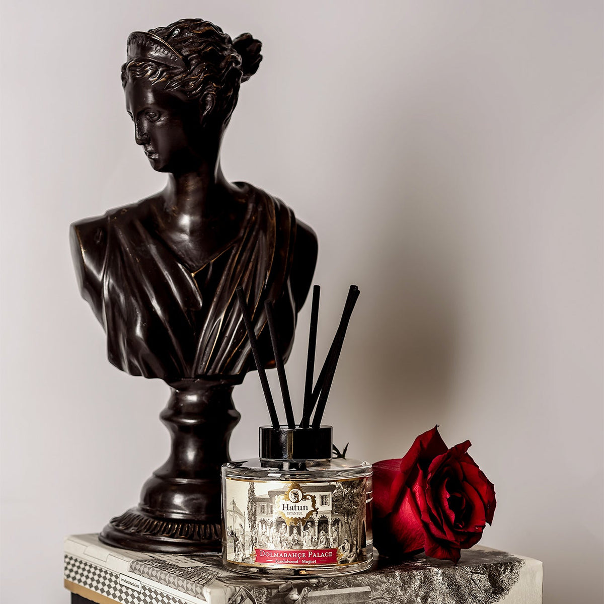 Dolmabahçe Palace Sandal Ağacı & Müge Oda Kokusu 150 ml – Hatun İstanbul